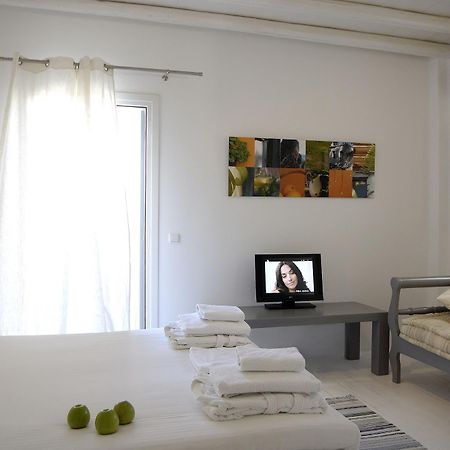 Kapetan Tasos Suites Pollonia Esterno foto